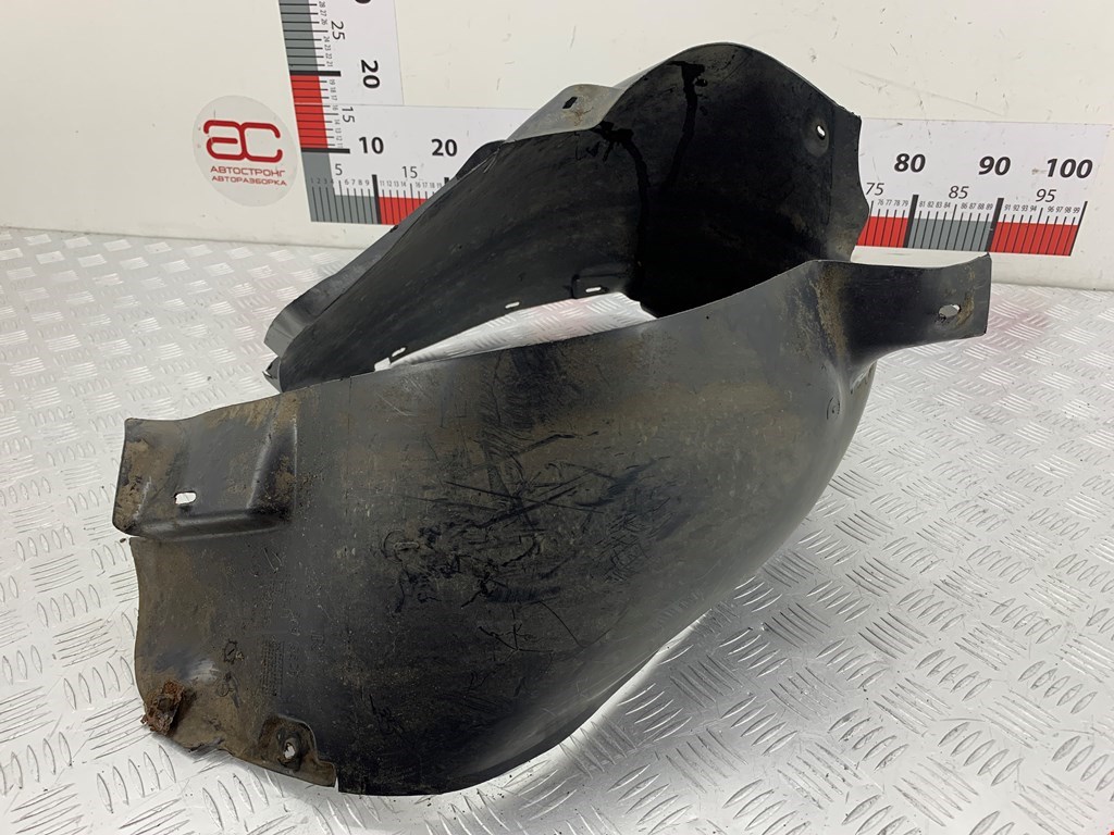 Локер (подкрылок) передний правый VOLKSWAGEN Golf IV 1997-2003