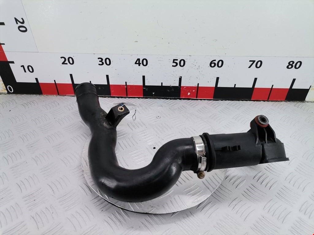 Патрубок интеркулера NISSAN Almera N16 2000-2006