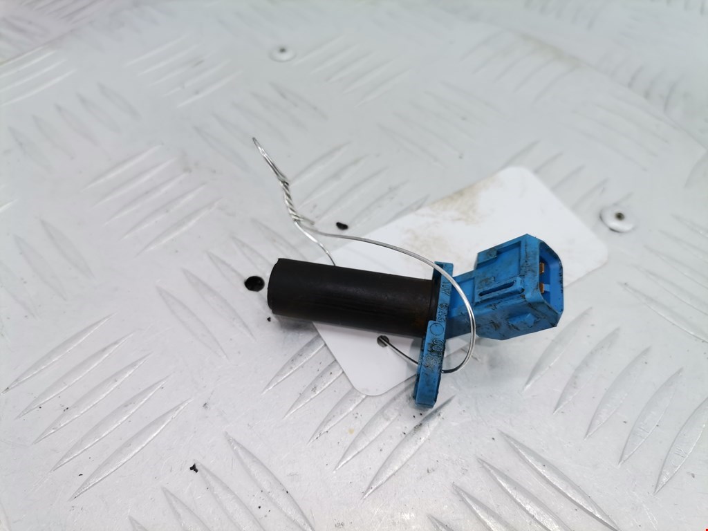 Датчик положения коленвала FORD Fiesta 2001-2008