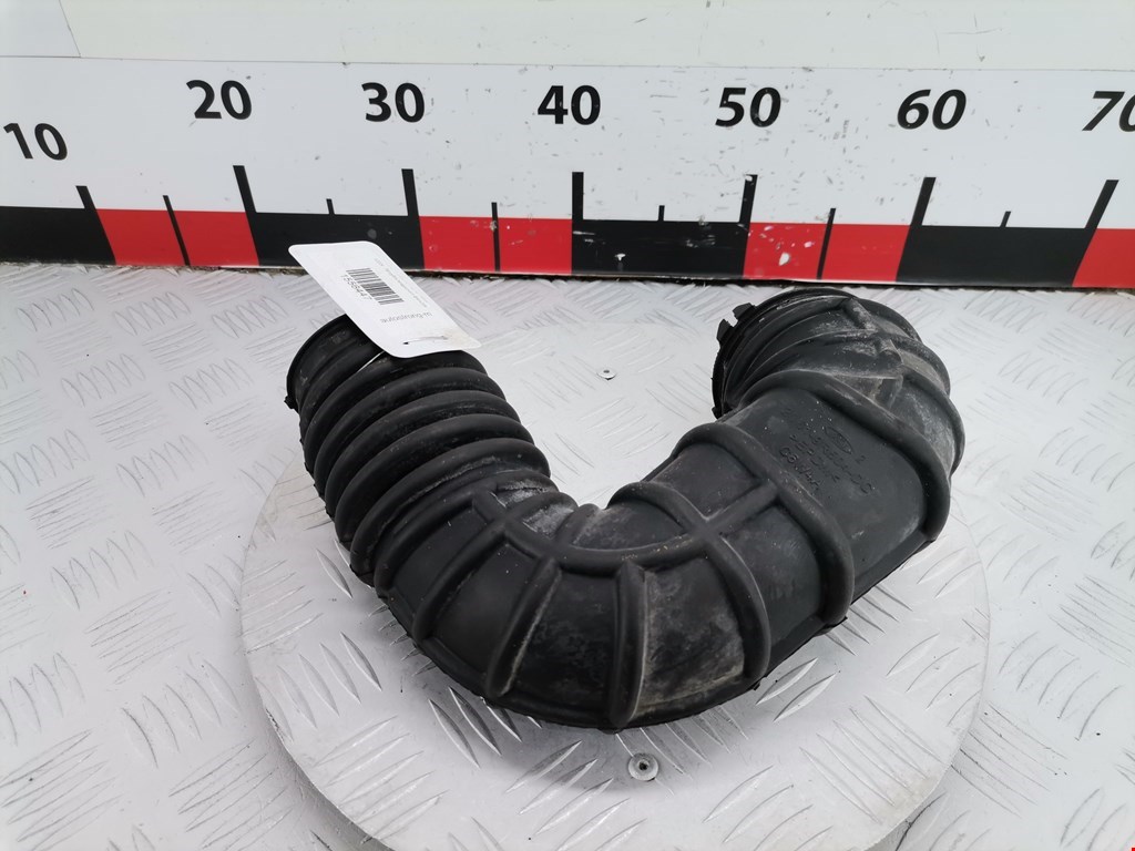 Патрубок воздушного фильтра FORD Fiesta 2001-2008