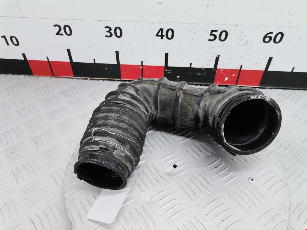 Патрубок воздушного фильтра FORD Fiesta 2001-2008