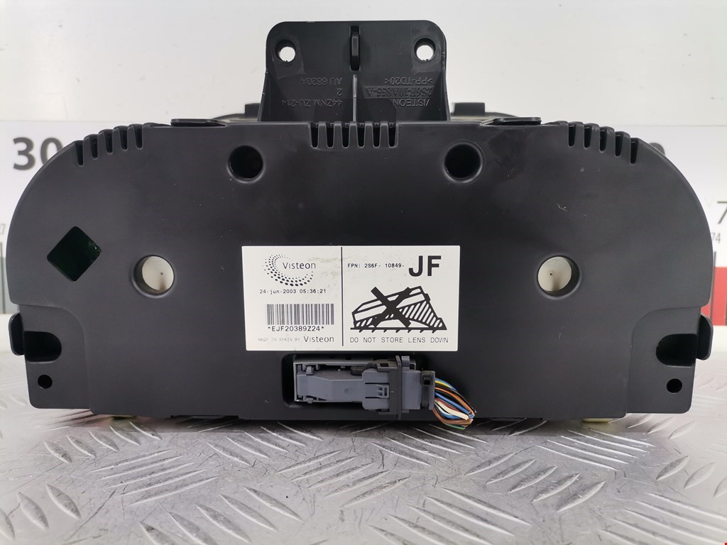 Панель приборов (щиток) FORD Fiesta 2001-2008