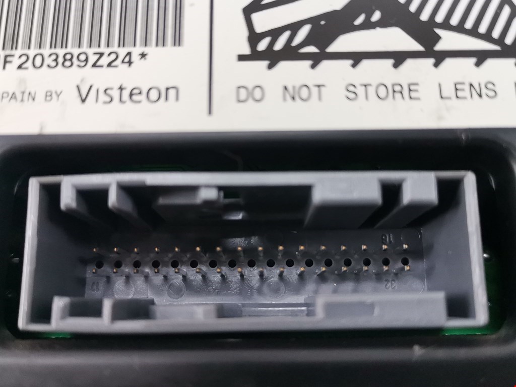 Панель приборов (щиток) FORD Fiesta 2001-2008