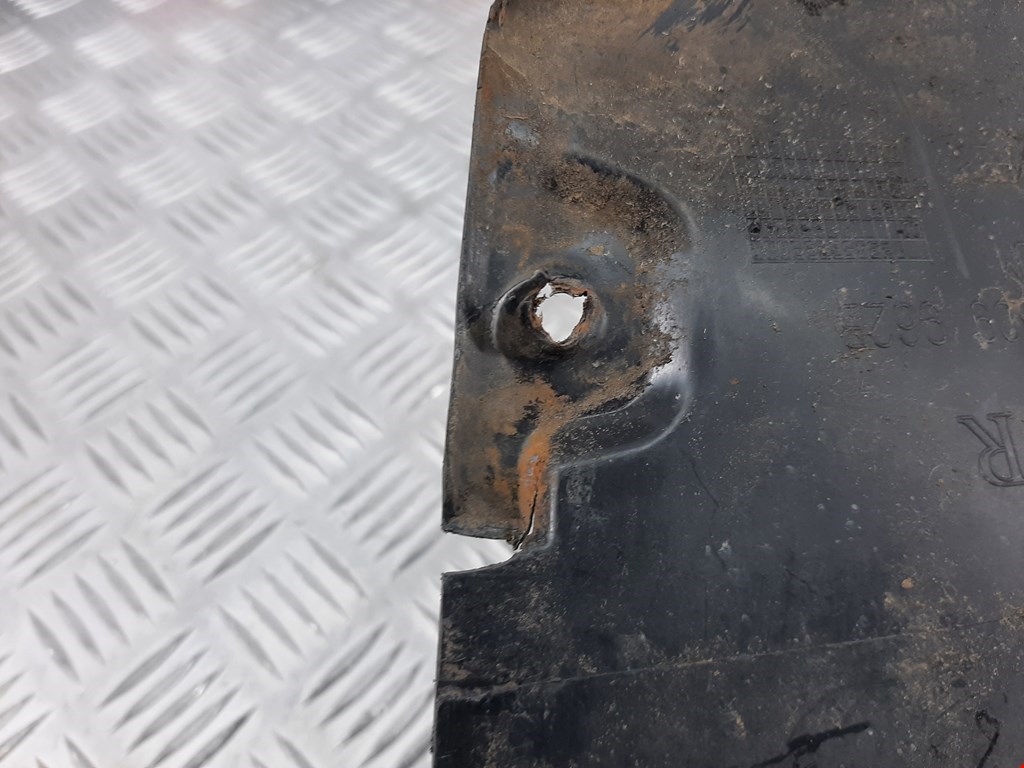 Локер (подкрылок) передний правый VOLKSWAGEN Golf IV 1997-2003