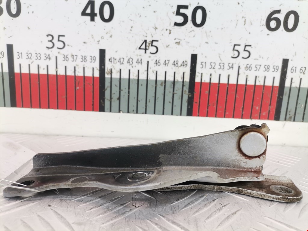 Петля капота левая/правая SUBARU Legacy 1998-2004