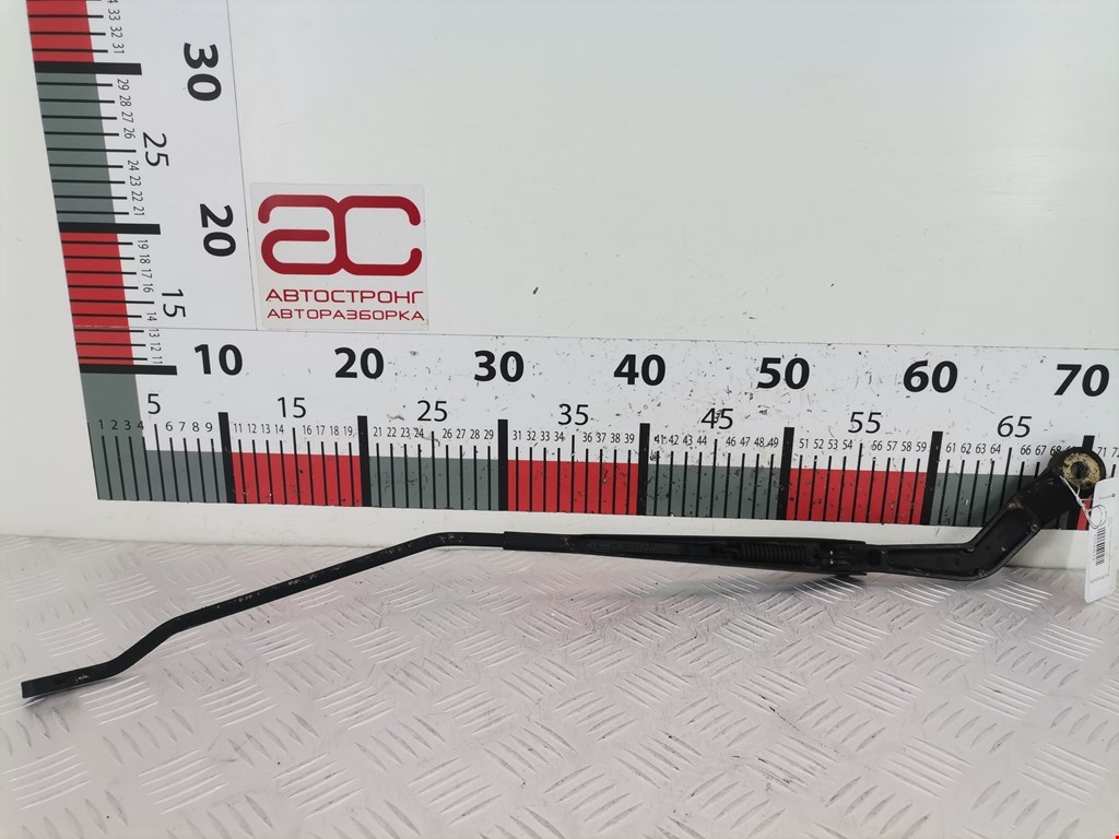 Поводок дворников передний левый/ правый NISSAN Almera N16 2000-2006