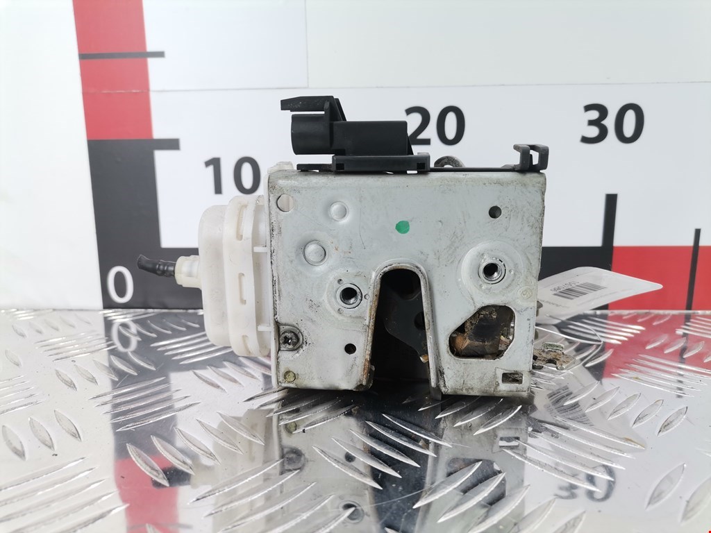 Замок двери передней правой AUDI A3 8L 1996-2003