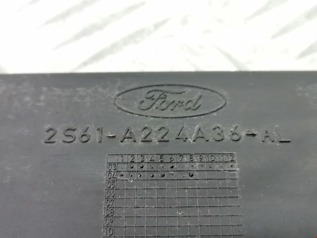 Кронштейн ручки FORD Fiesta 2001-2008