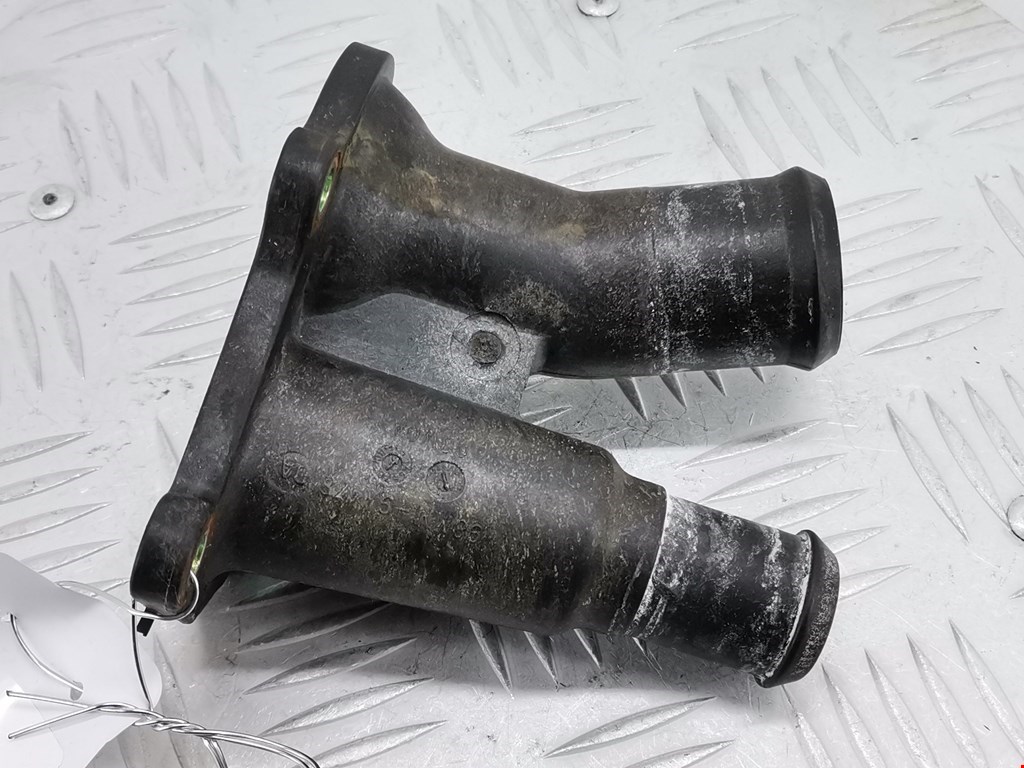 Корпус термостата FORD Focus I 1998-2005