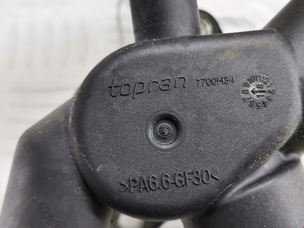 Тройник системы охлаждения SKODA Octavia A4 1U- 1997-2010