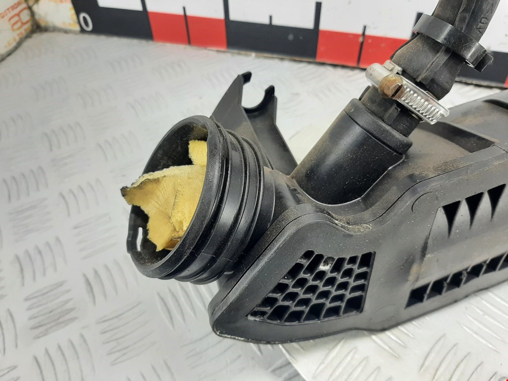 Патрубок воздушного фильтра MERCEDES-BENZ SLK-Class R171 2004-2011