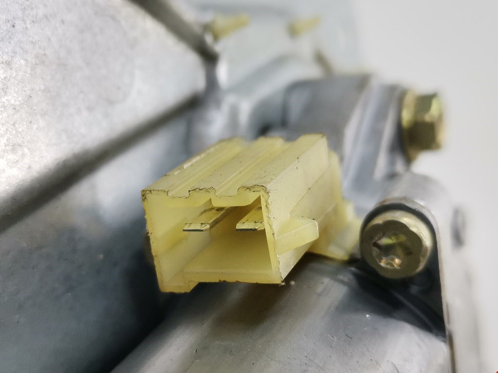 Стеклоподъемник передний правый VOLVO 850 R 1991-1997