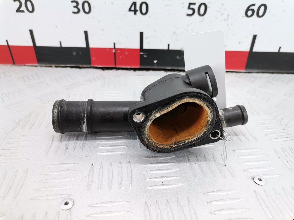 Тройник системы охлаждения VOLKSWAGEN Jetta V 2005-2011