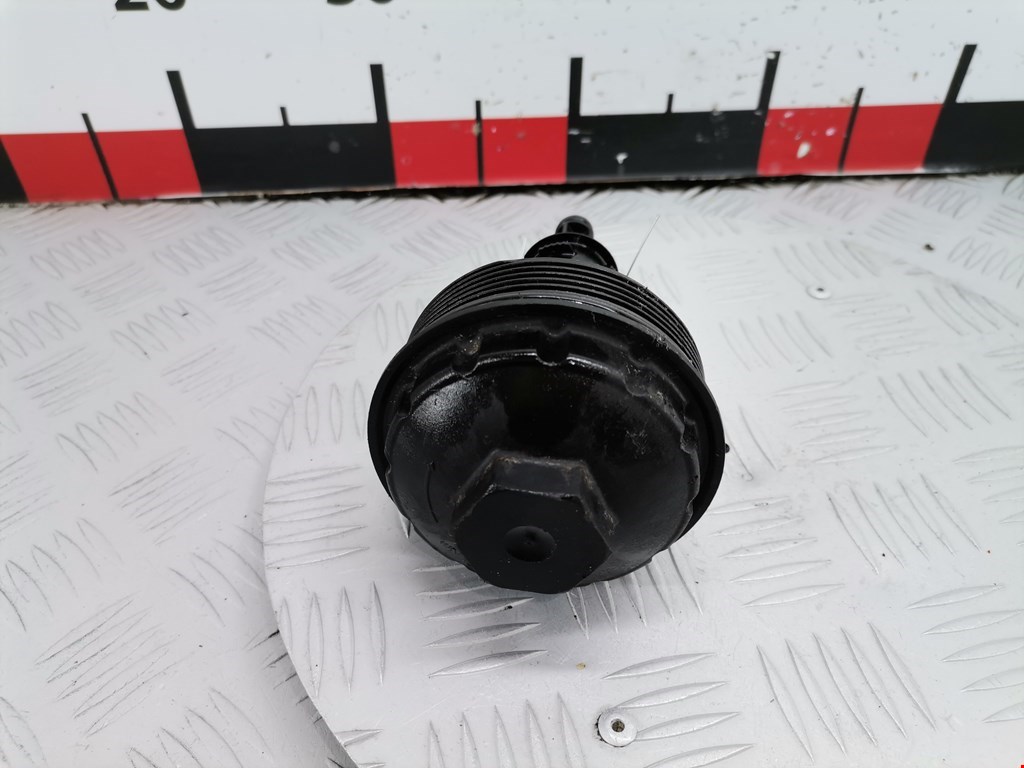 Крышка масляного фильтра VOLKSWAGEN Jetta V 2005-2011