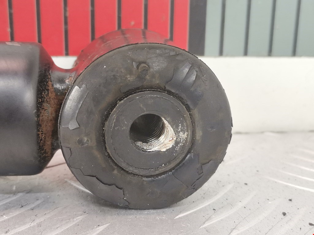 Амортизатор задний левый VOLKSWAGEN Passat B5 1997-2005