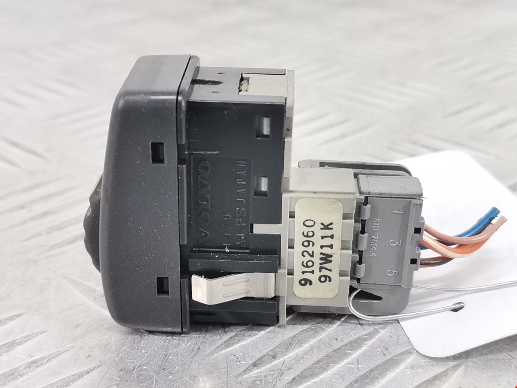 Кнопка корректора фар VOLVO V70 II 2000-2007