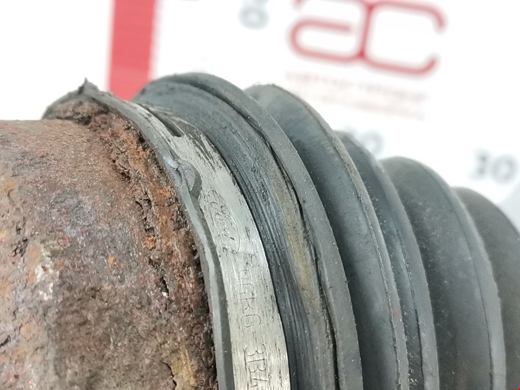 Полуось (привод, приводной вал) передняя правая FORD Focus I 1998-2005