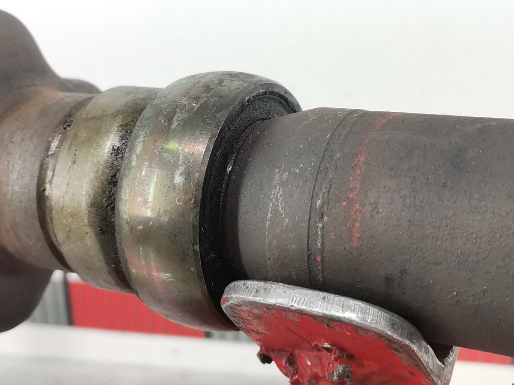 Полуось (привод, приводной вал) передняя правая FORD Focus I 1998-2005