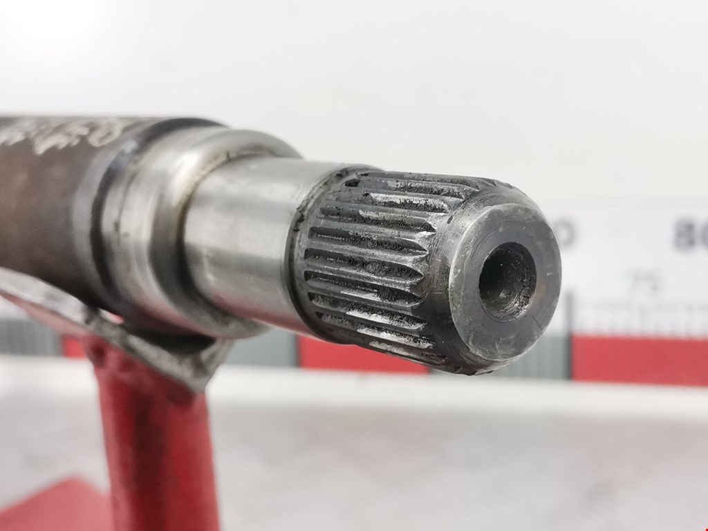 Полуось (привод, приводной вал) передняя правая FORD Focus I 1998-2005