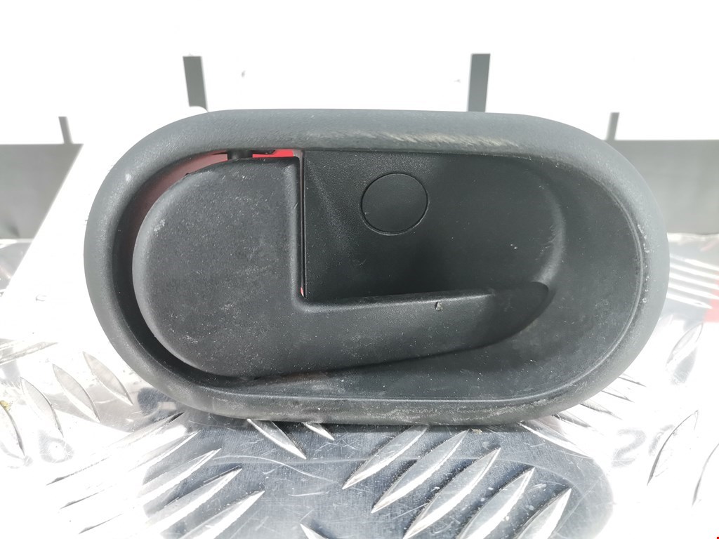 Ручка дверная передняя внутренняя левая FORD Fiesta 2001-2008