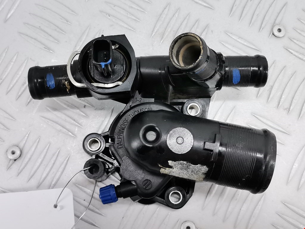 Корпус термостата RENAULT Trafic II 2001-2014