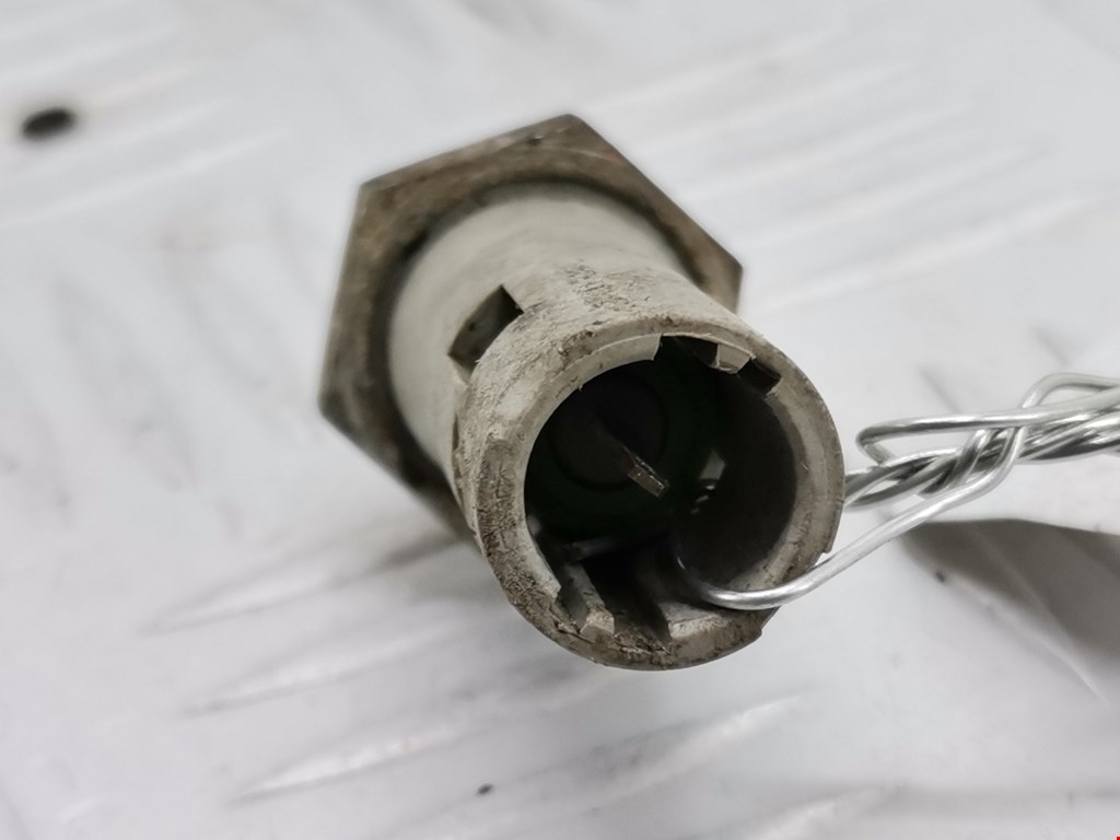 Датчик давления масла RENAULT Megane II 2002-2009