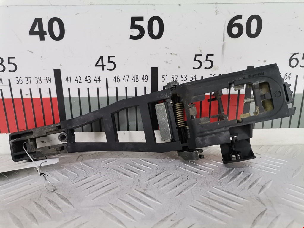 Кронштейн ручки FORD C-MAX 2003-2010