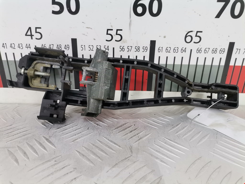 Кронштейн ручки FORD C-MAX 2003-2010