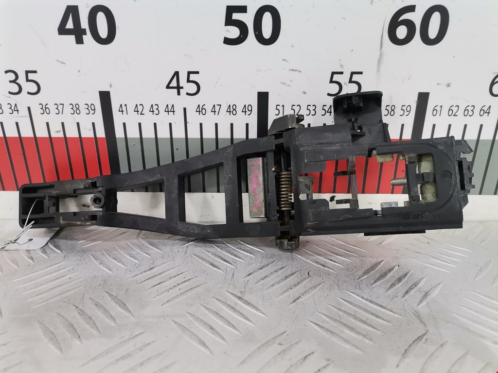 Кронштейн ручки FORD C-MAX 2003-2010