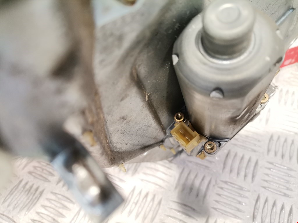 Стеклоподъемник передний левый VOLVO 850 R 1991-1997