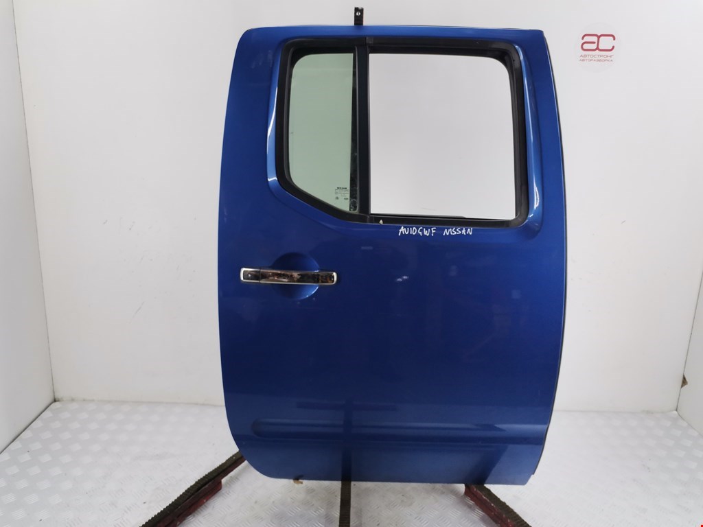 Дверь задняя правая Nissan Navara (D40) (2004-2015)