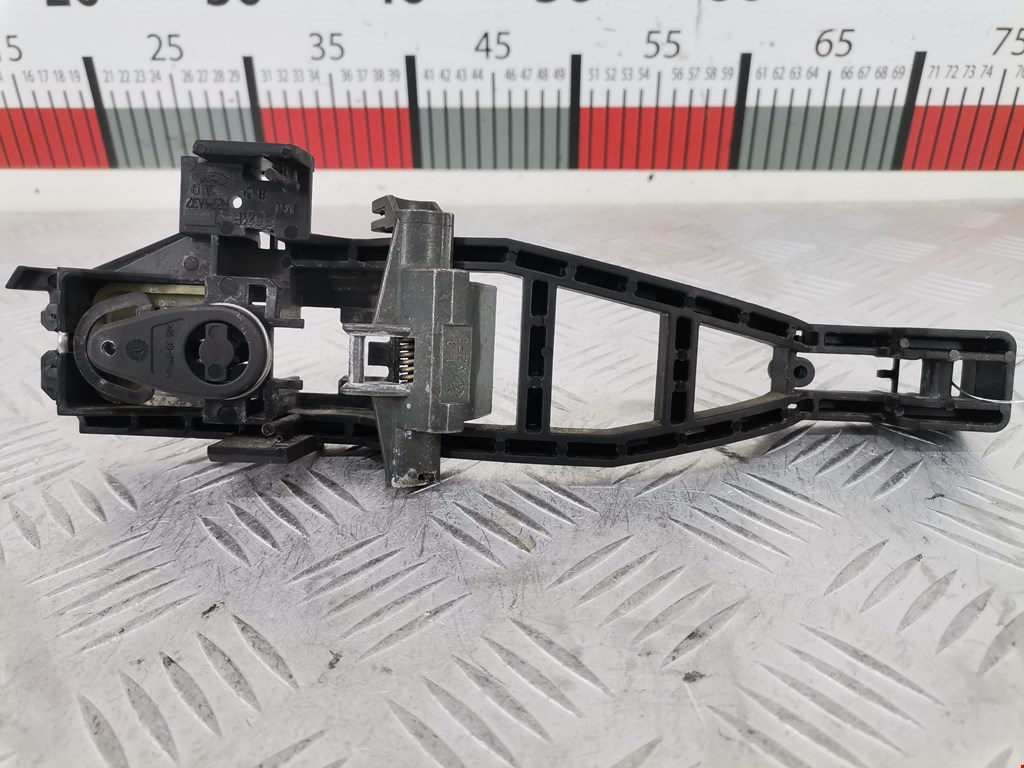 Кронштейн ручки FORD C-MAX 2003-2010