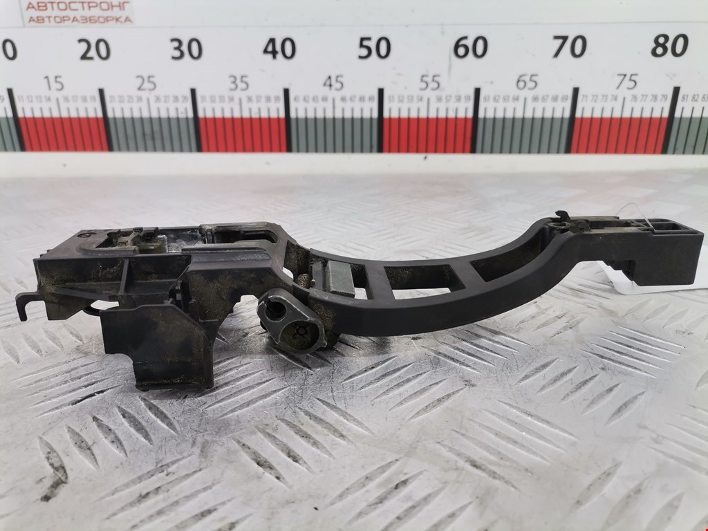 Кронштейн ручки FORD C-MAX 2003-2010