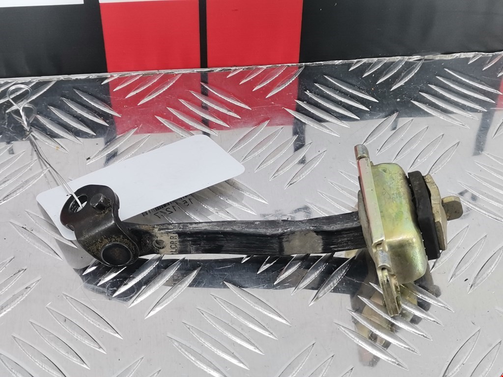 Ограничитель открывания двери HYUNDAI Accent II +ТАГАЗ 2000-2012