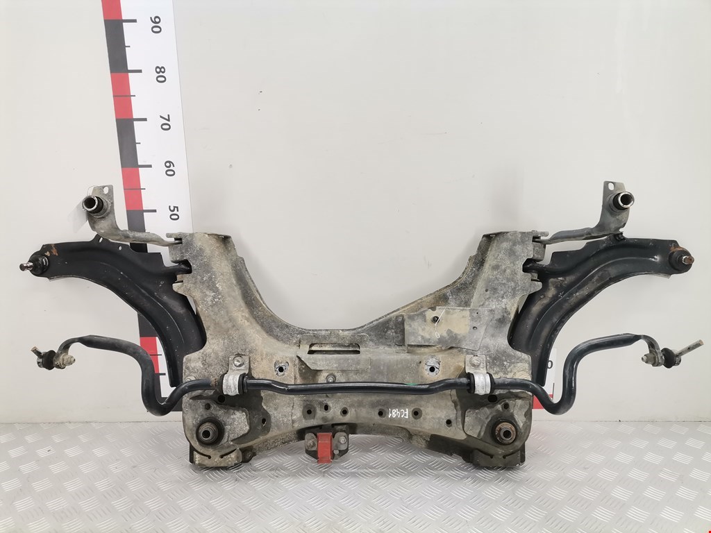 Балка передняя подрамник Renault Scenic 2 (2003-2009)