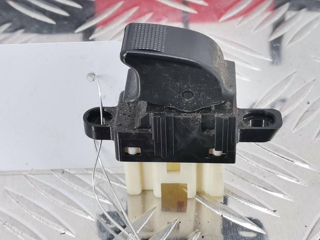 Кнопка стеклоподъемника MAZDA Mazda 6 GG 2000-2007