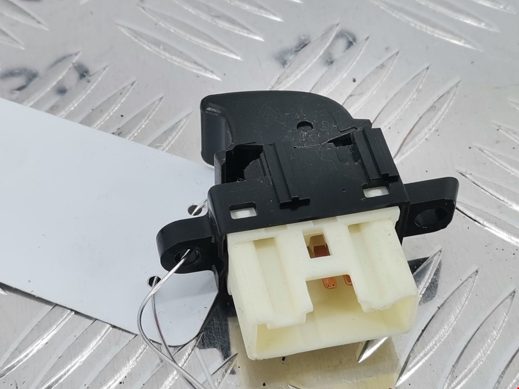 Кнопка стеклоподъемника MAZDA Mazda 6 GG 2000-2007