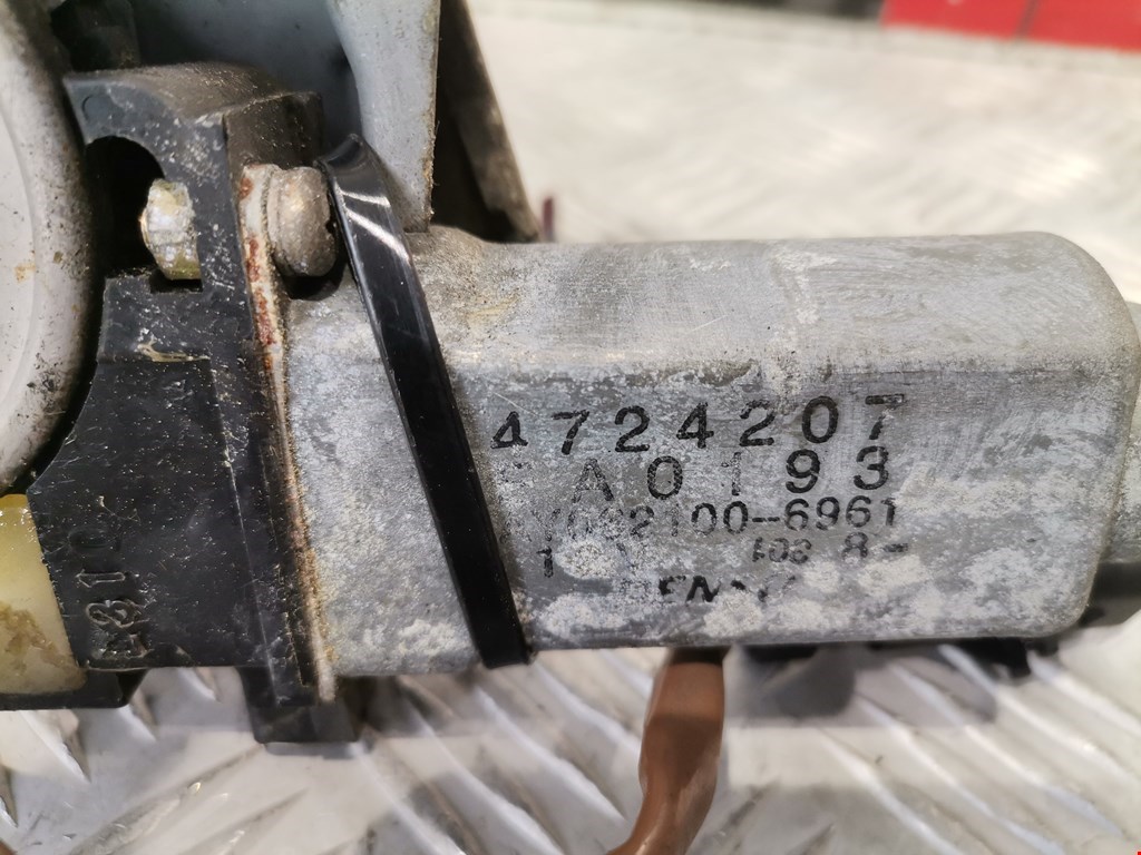 Стеклоподъемник передний левый CHRYSLER Sebring I FJ JX 1995-2000