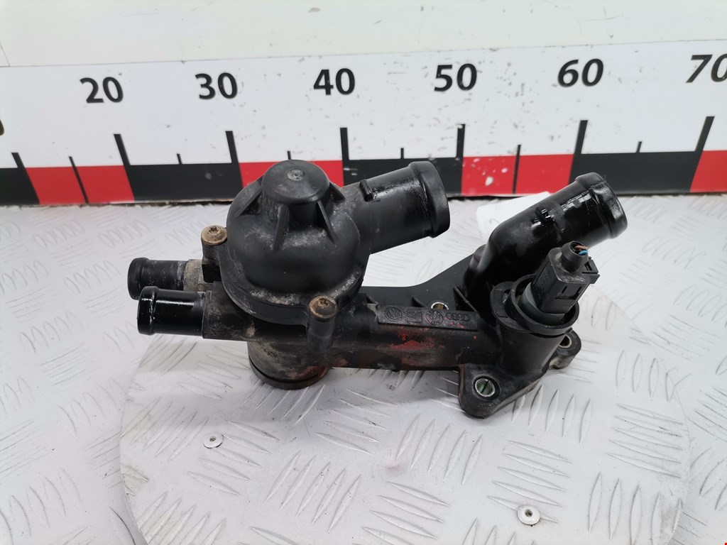 Корпус термостата SKODA Fabia MK2 5J 2007-2014