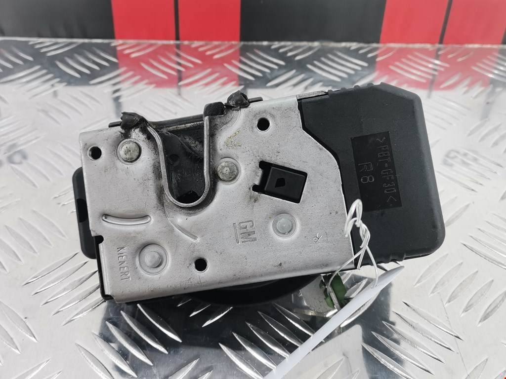 Замок двери передней правой OPEL Astra G 1998-2005