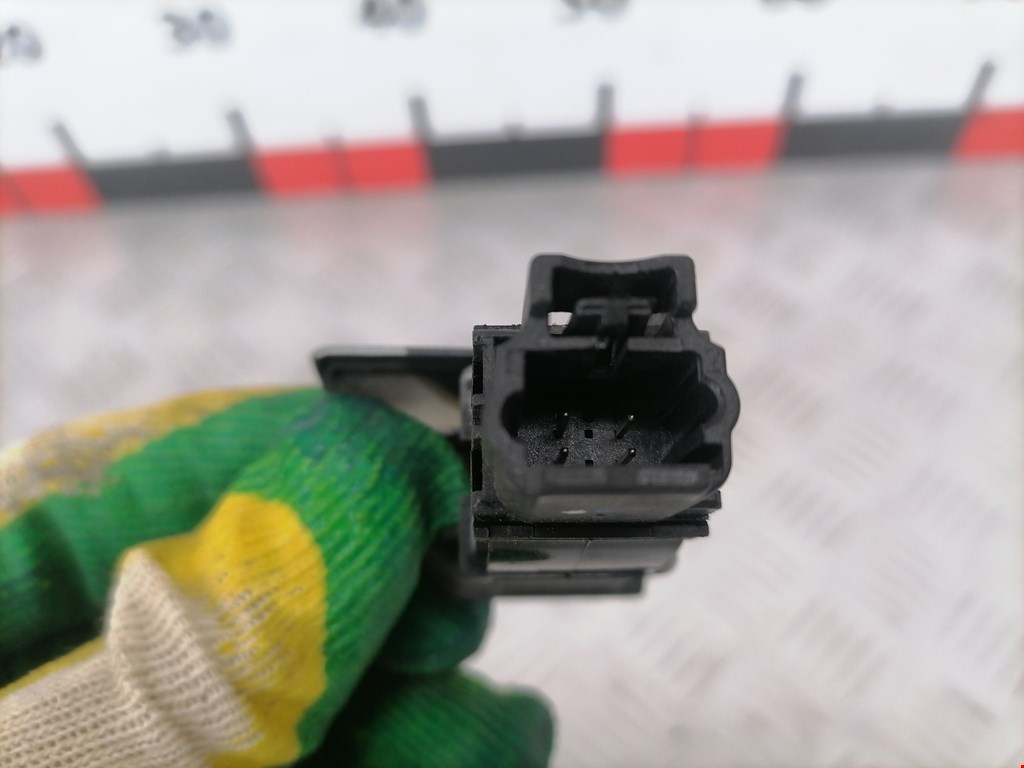 Кнопка центрального замка PEUGEOT 307 2001-2008