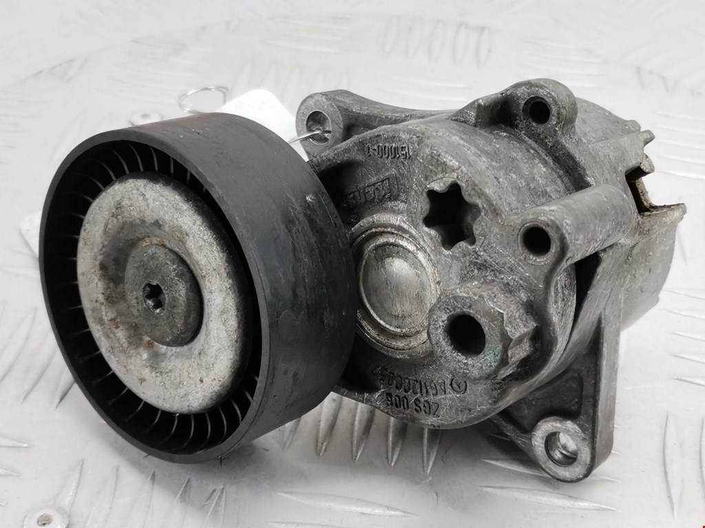 Натяжитель ремня генератора (приводного поликлинового ремня Mercedes C-Class (W203) (2000-2008)