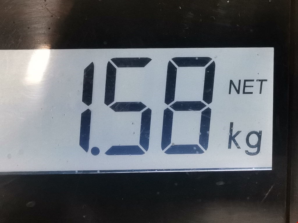 Стекло кузовное глухое левое AUDI A4 B8 2007-2015