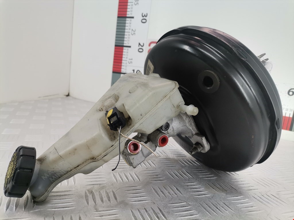 Усилитель тормозов вакуумный DACIA Sandero 2013-2020