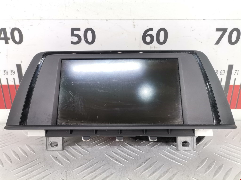 Дисплей информационный (компьютера) BMW 3er F30/F31/F80 2011-2019