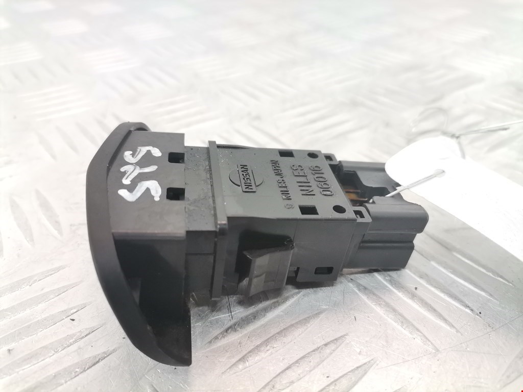 Кнопка аварийной сигнализации (аварийки) NISSAN Primera P12 2002-2008