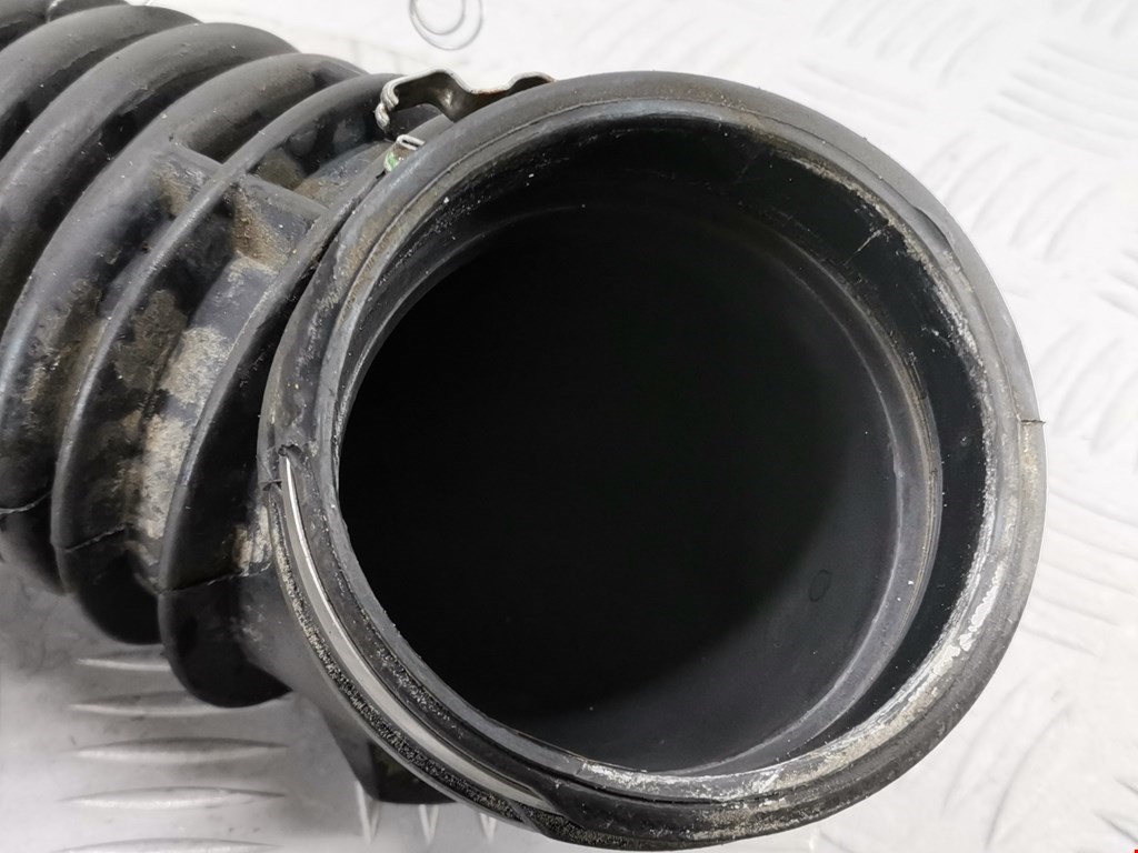 Патрубок воздушного фильтра FORD Focus I 1998-2005