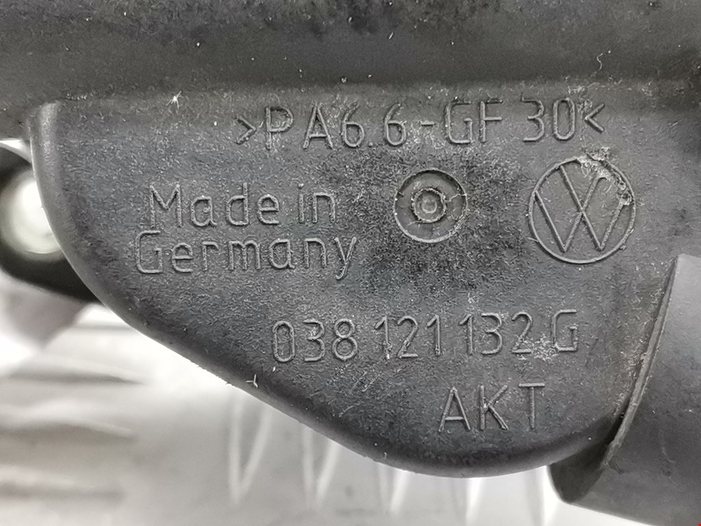 Тройник системы охлаждения VOLKSWAGEN Golf V 2003-2009