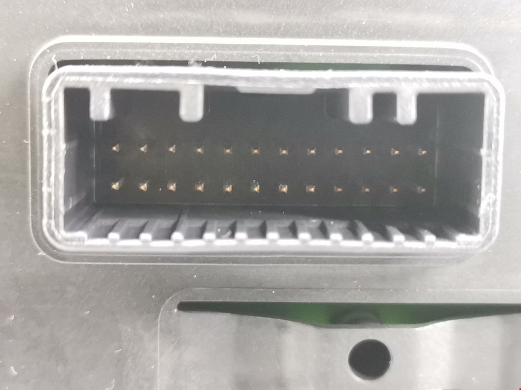 Панель приборов (щиток) DACIA Sandero 2013-2020