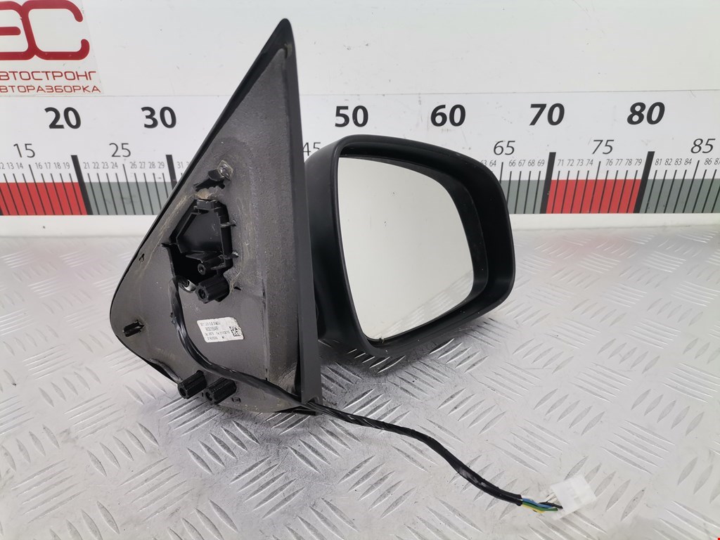 Зеркало правое DACIA Sandero 2013-2020